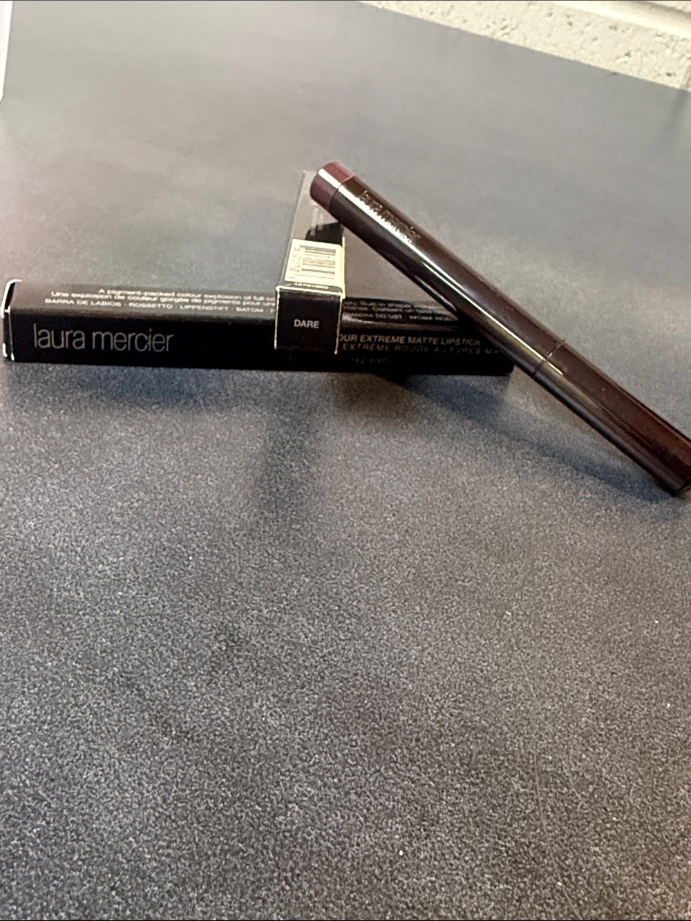 laura mercier Lip Parfait Matte Pencil - Deep Plum (Dare)